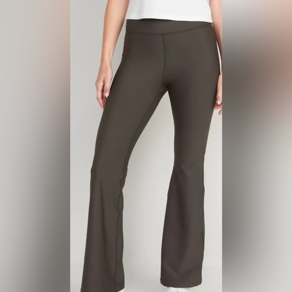 Extra High-Rise Flare Powersoft Gray Leggings | Old Navy | Large